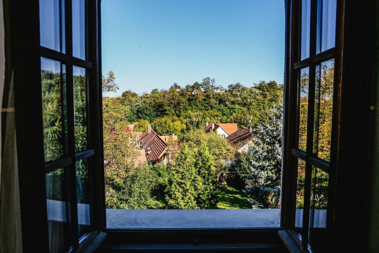 Co-Housing Community Hotel Budakalász Zewnętrze zdjęcie